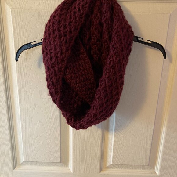 Maroon Winter Knit Infinity Scarf - Picture 1 of 4